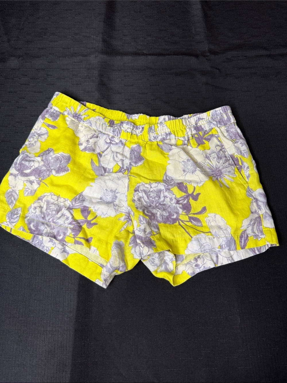 Kut from the Kloth Yellow Floral Elastic Waist Shorts Size 4 Dressy or Casual